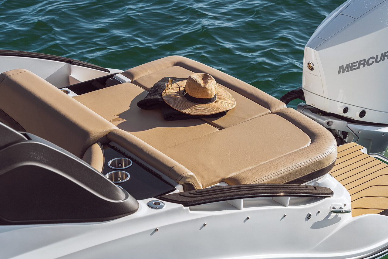 sea-ray-auáenborder-slx-260