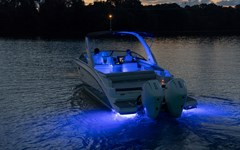 sea-ray-290-sundeck-motorboot-beleuchtung