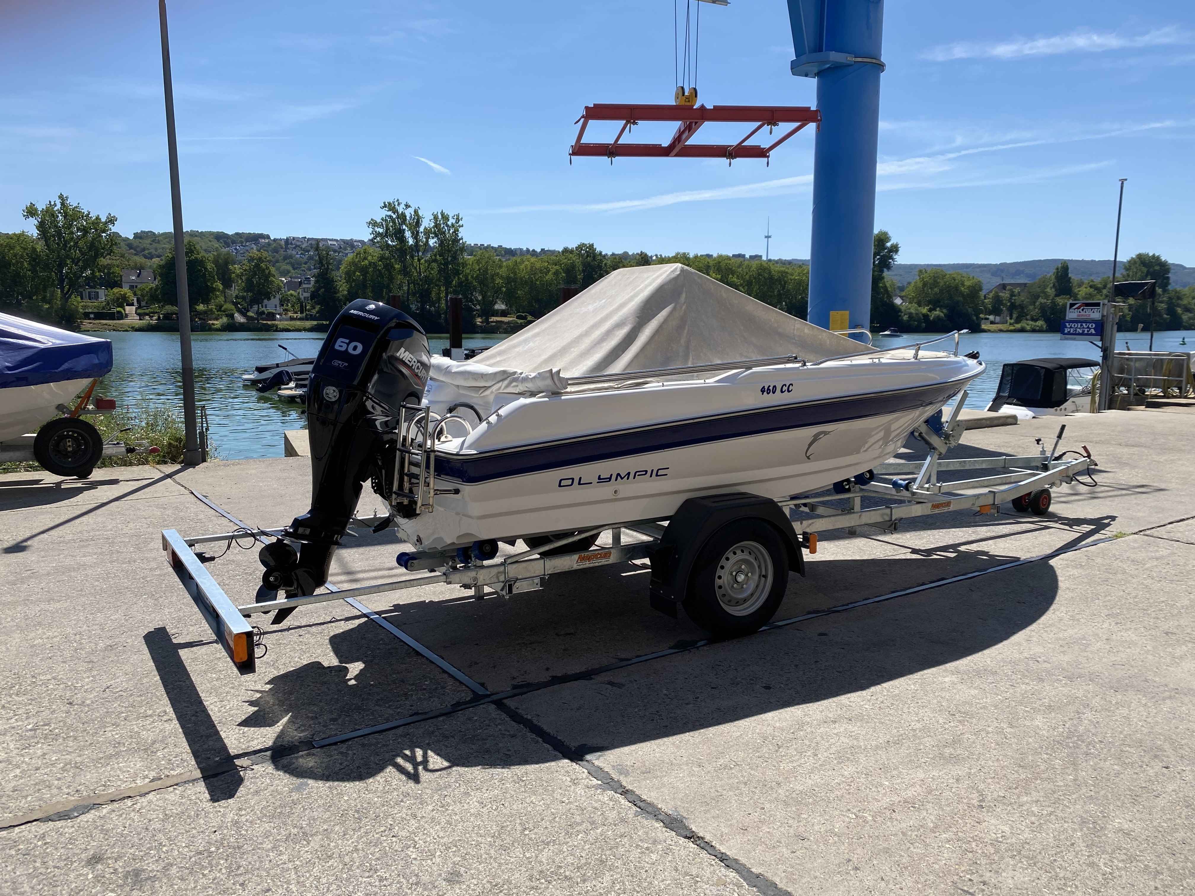 olympic-460-cc-konsolenboot-gruehn-koblenz-wassersportzentrum-gruehn