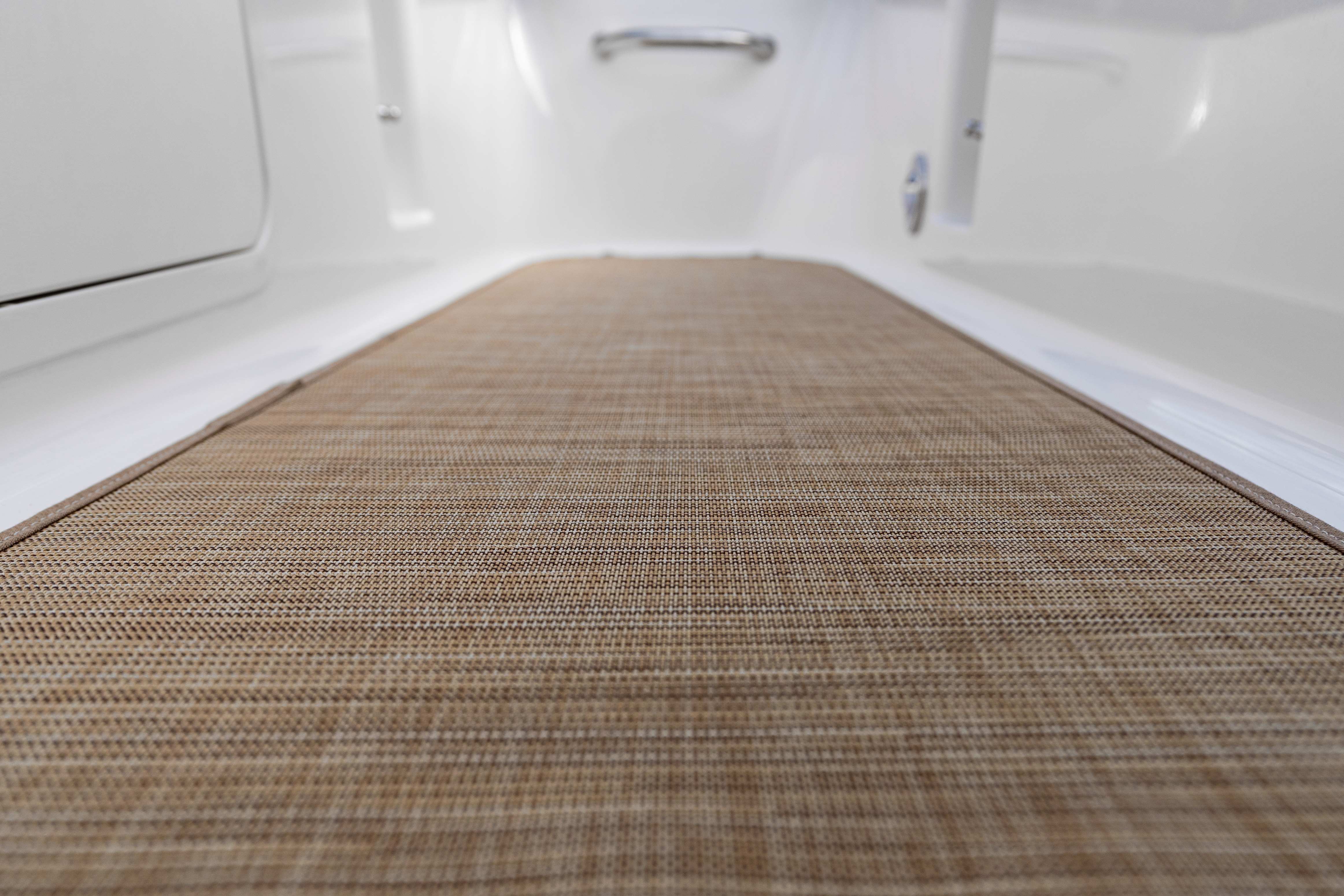 sea-ray-190-spoe-infinity-teppich