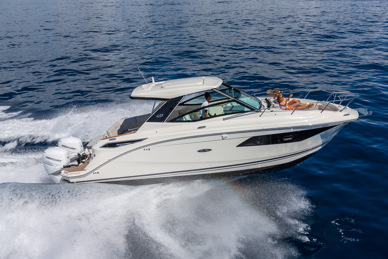 Sea Ray 320 Sundancer Outboard