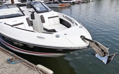 sportboot-sea-ray-280-slx-bugsitze-ankerwinde