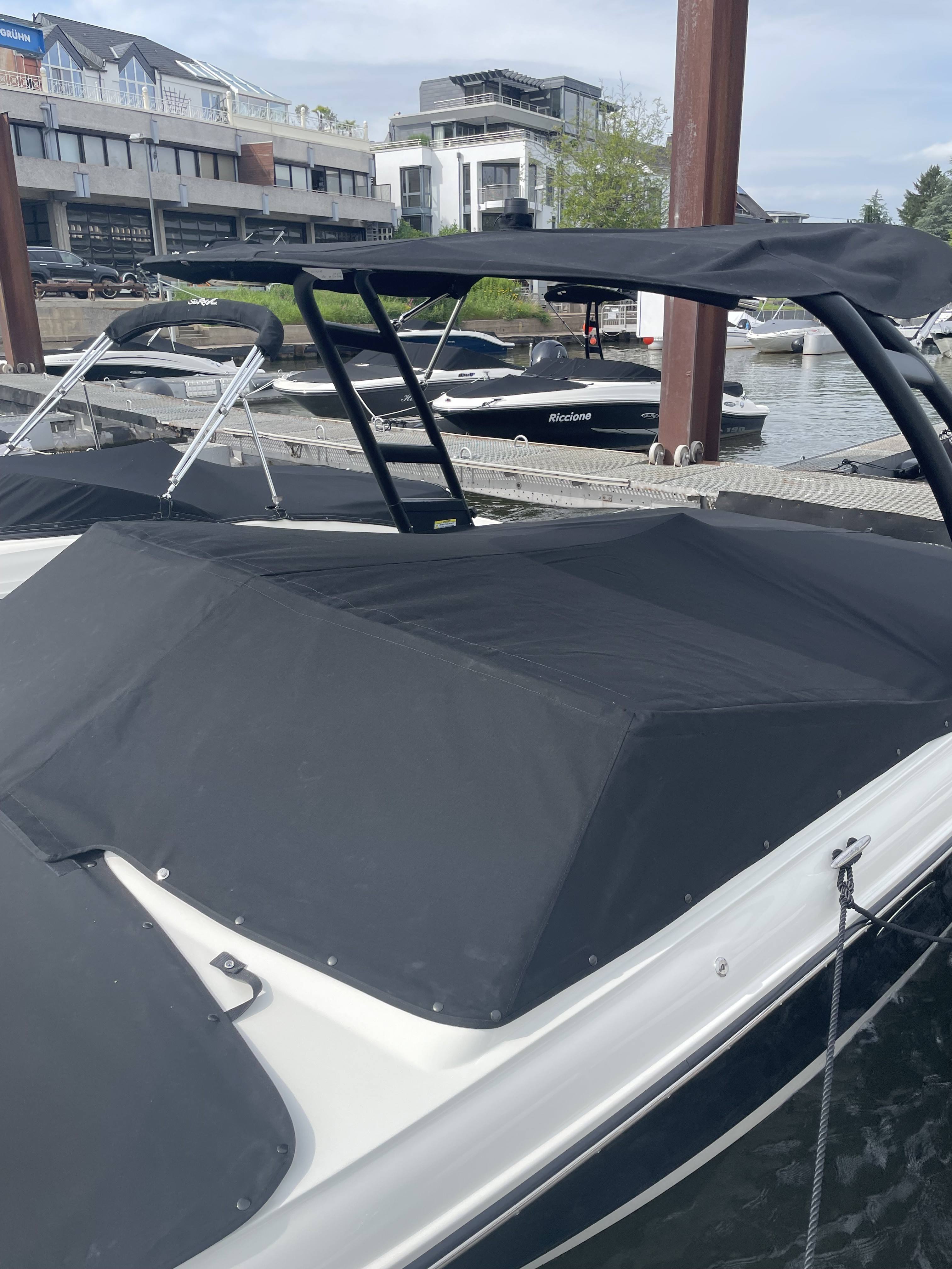 sea-ray-210-gebraucht-motorboot-wassersportzentrum-gruehn