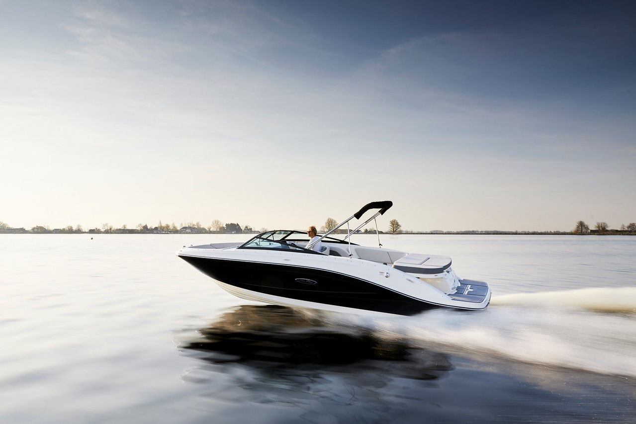 sea-ray-230-bowrider-sportboot