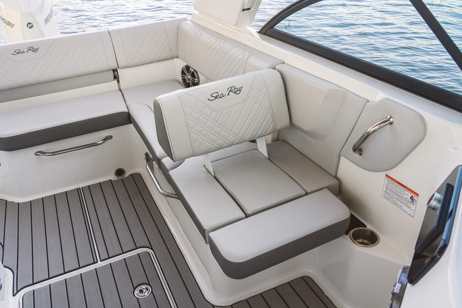 sea-ray-2026-sdoe-gruehn-sedek-grey-stone-wasser-sport-zentrum