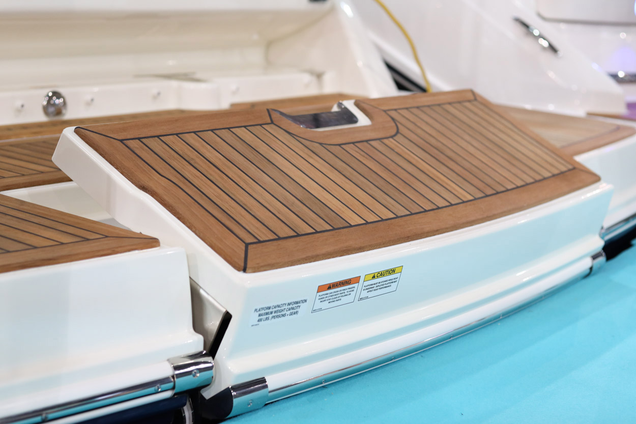 sea-ray-265-sundancer-badeplattform