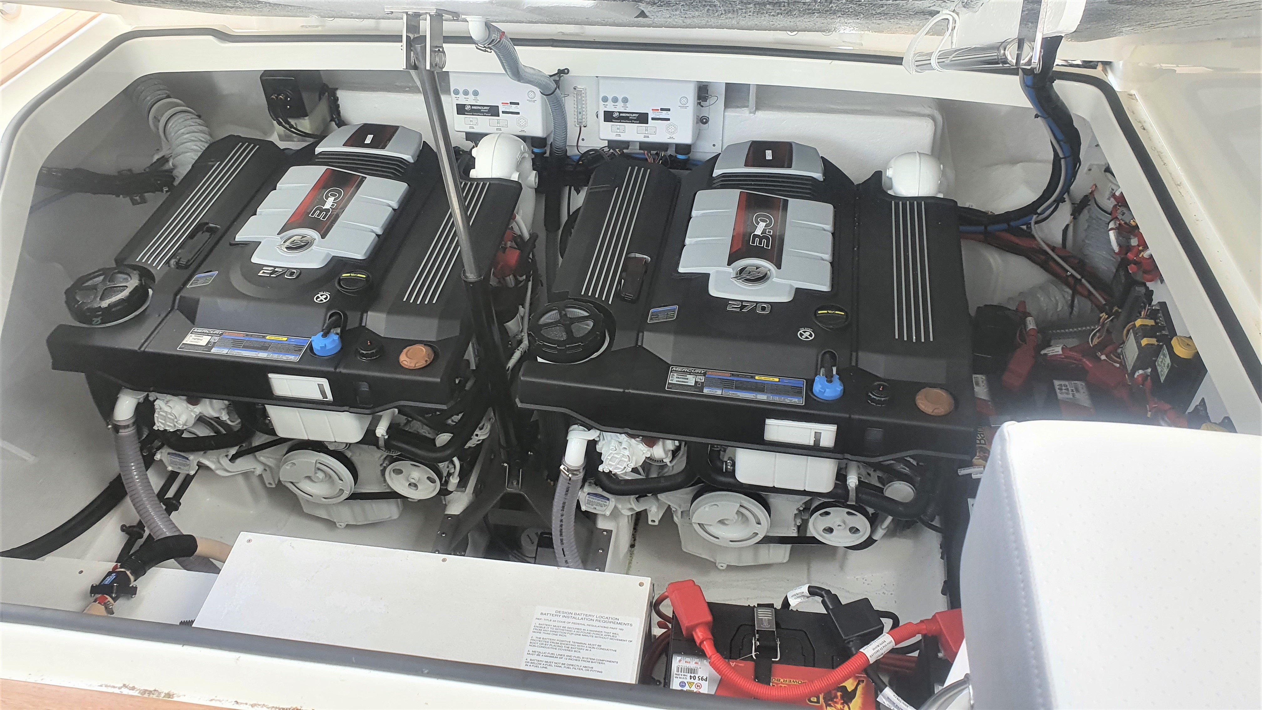 searay-gebrauchtboot-mit-dieselmotoren-boote-gruehn