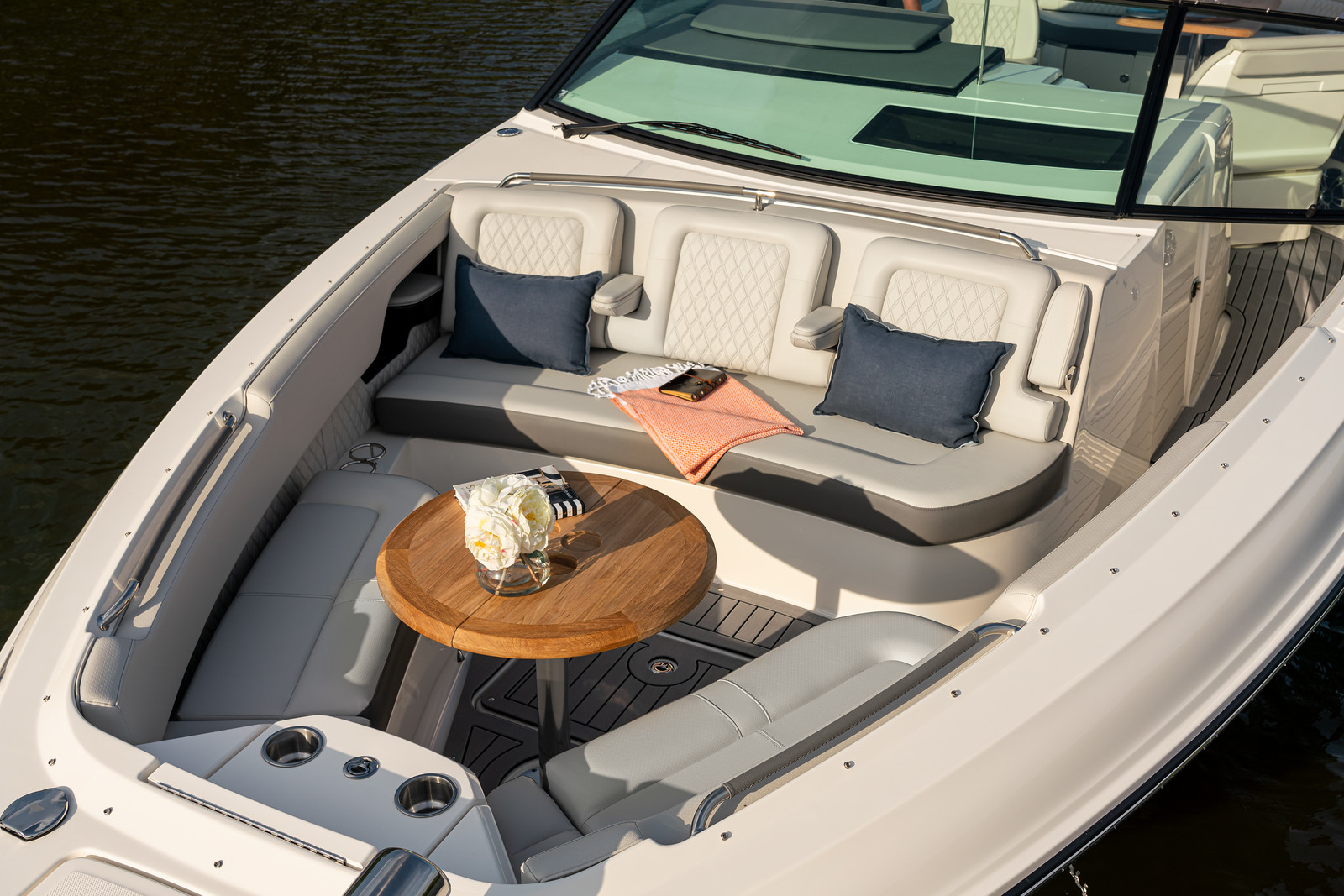 sea-ray-400-slx-bowrider-sportboot