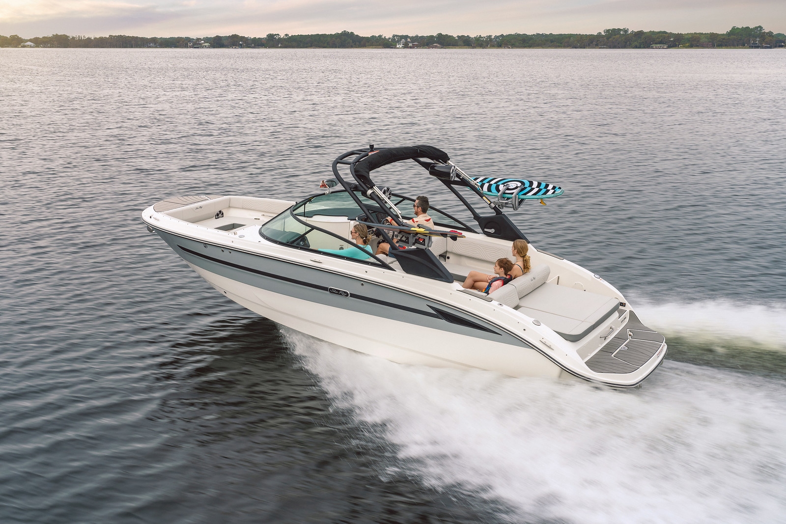 sea-ray-surf-270-sdse-gruehn-koblenz-wassersportzentrum-grey-seadek