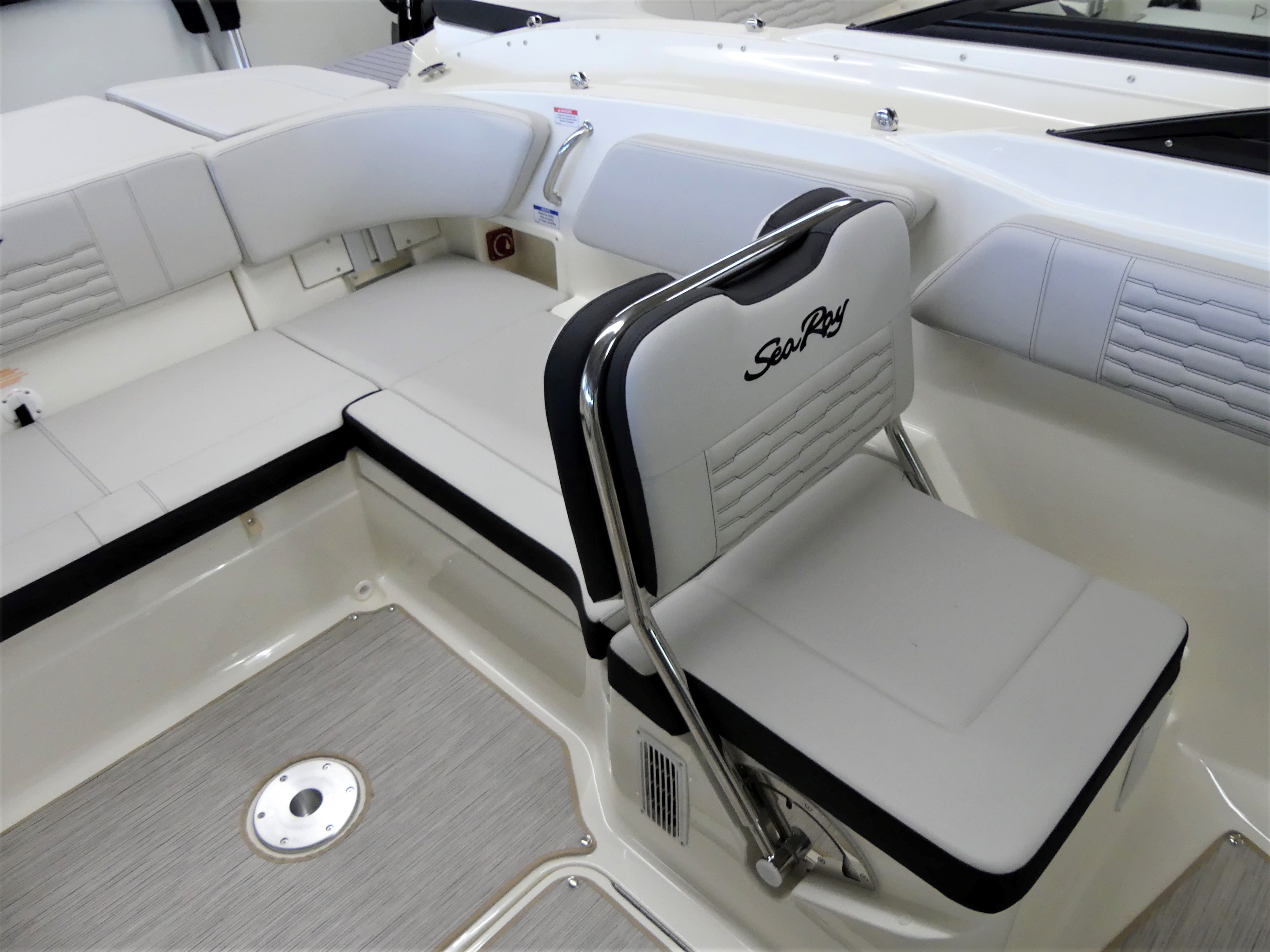 sea-ray-210-spxe-wasssersportzentrum-gruehn-koblenz-motorboot