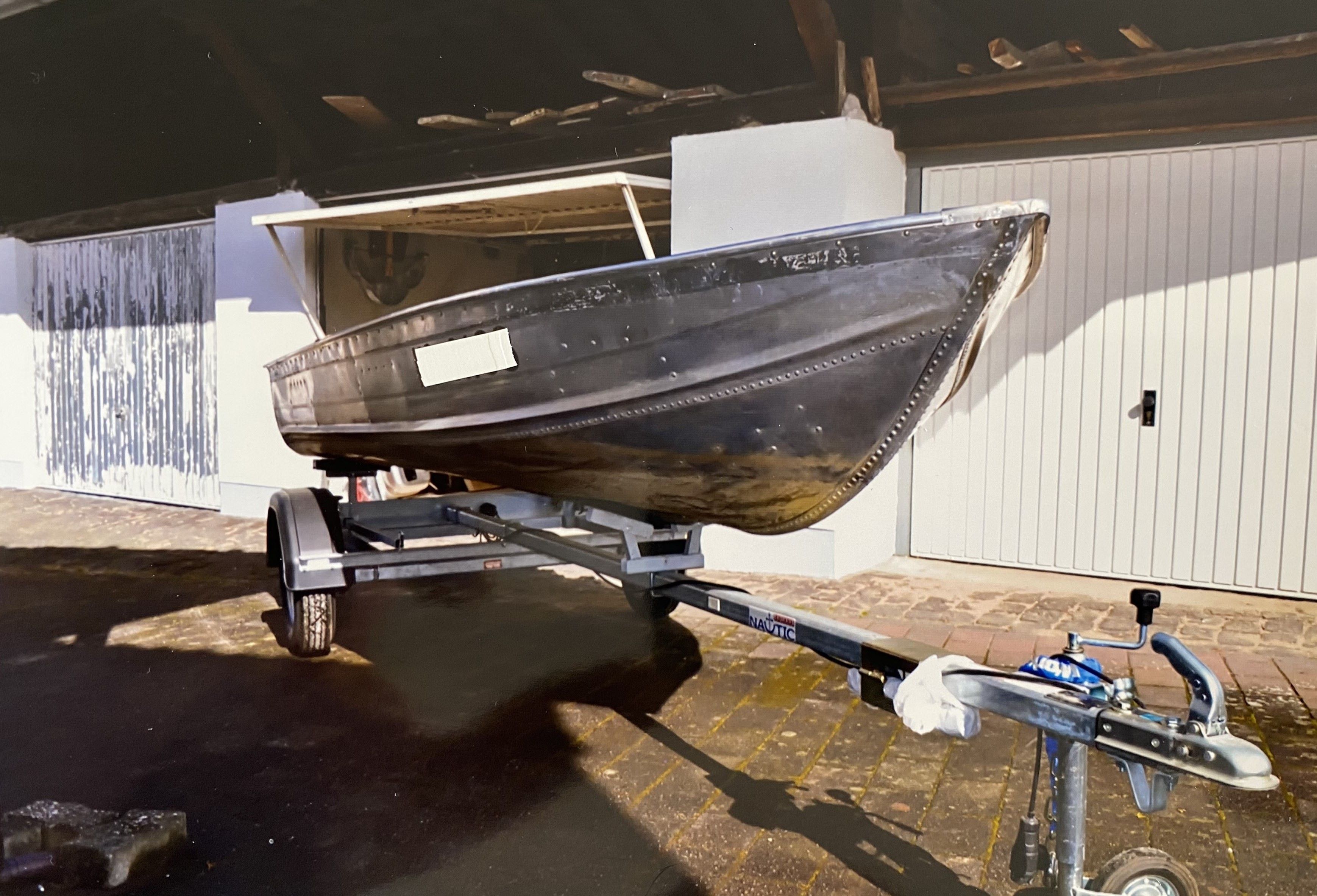 marine-12m-trailer-nautic-350-alluboot-fischerboot-gruehn