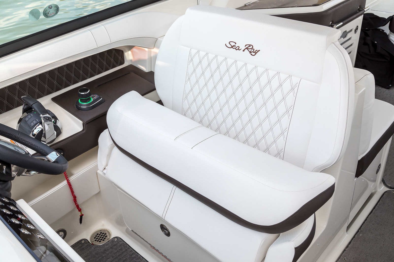 sea-ray-slx-310-motorboot-kaufen
