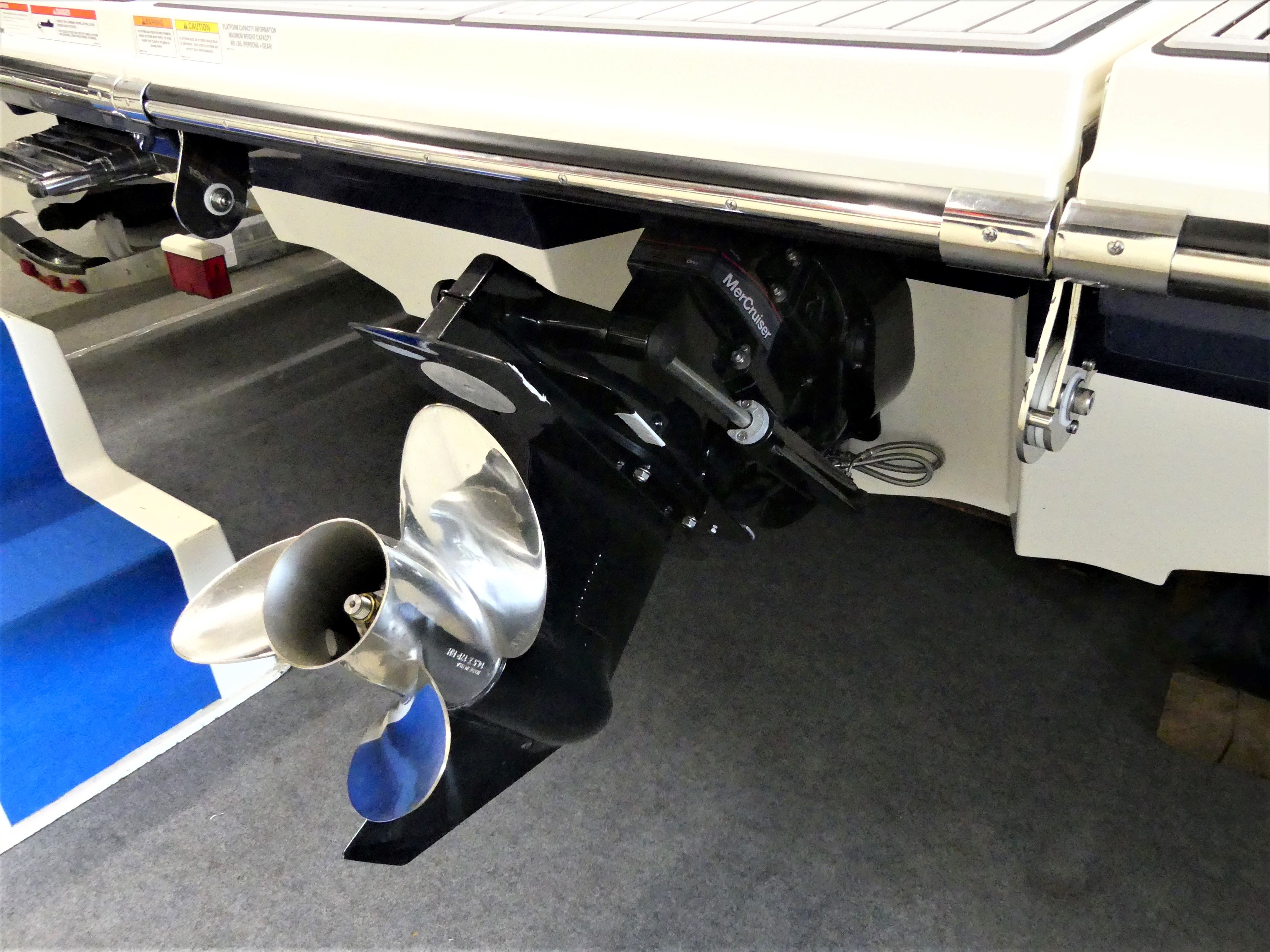 sea-ray-210-spxe-mercrusier-servicepartner-koblenz