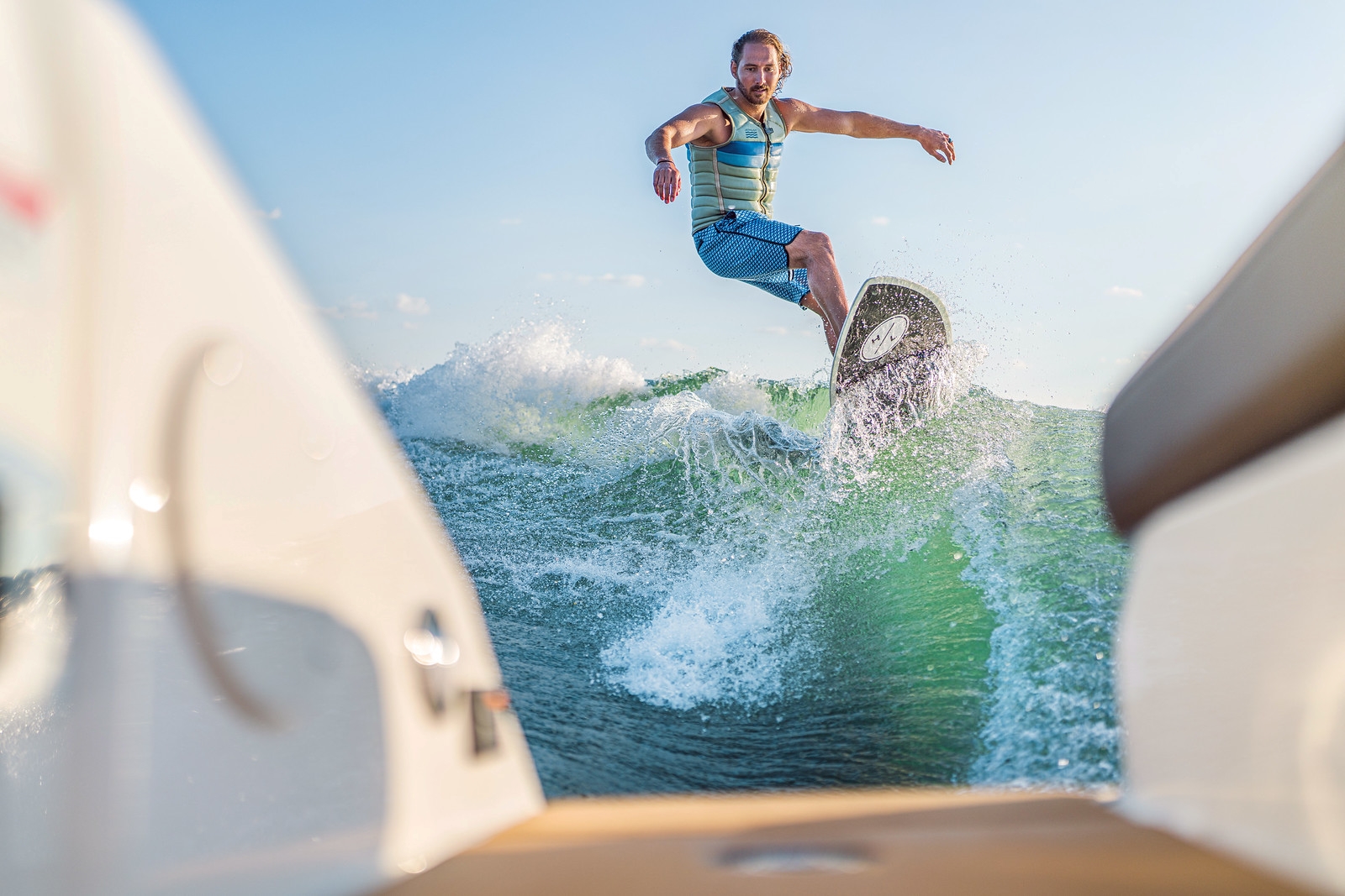surf-sea-ray-250-sdse-wakebord-gruehn-koblenz