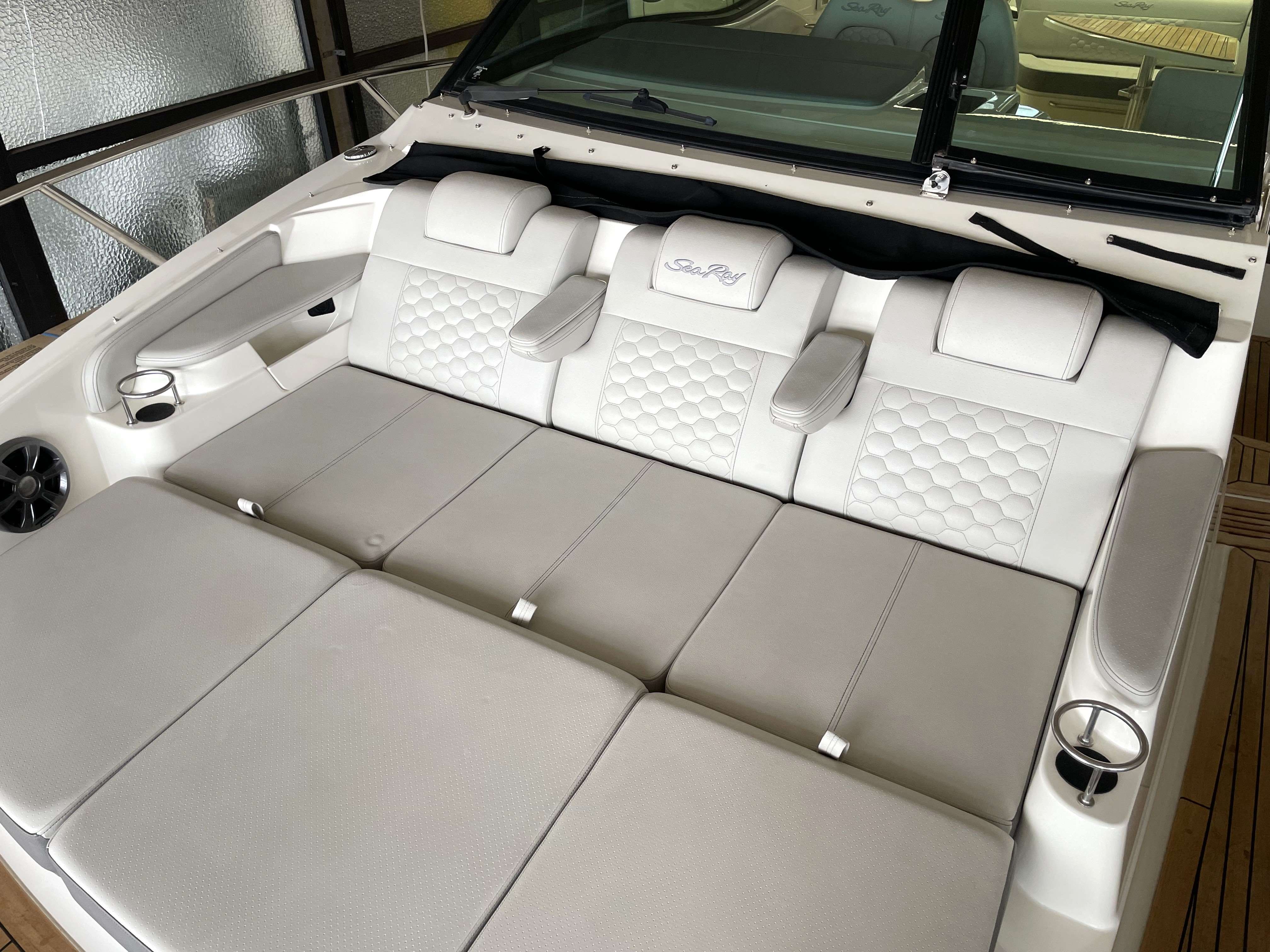 sea-ray-320-sundancer-bowrider-motorboot-gebrauchtboot