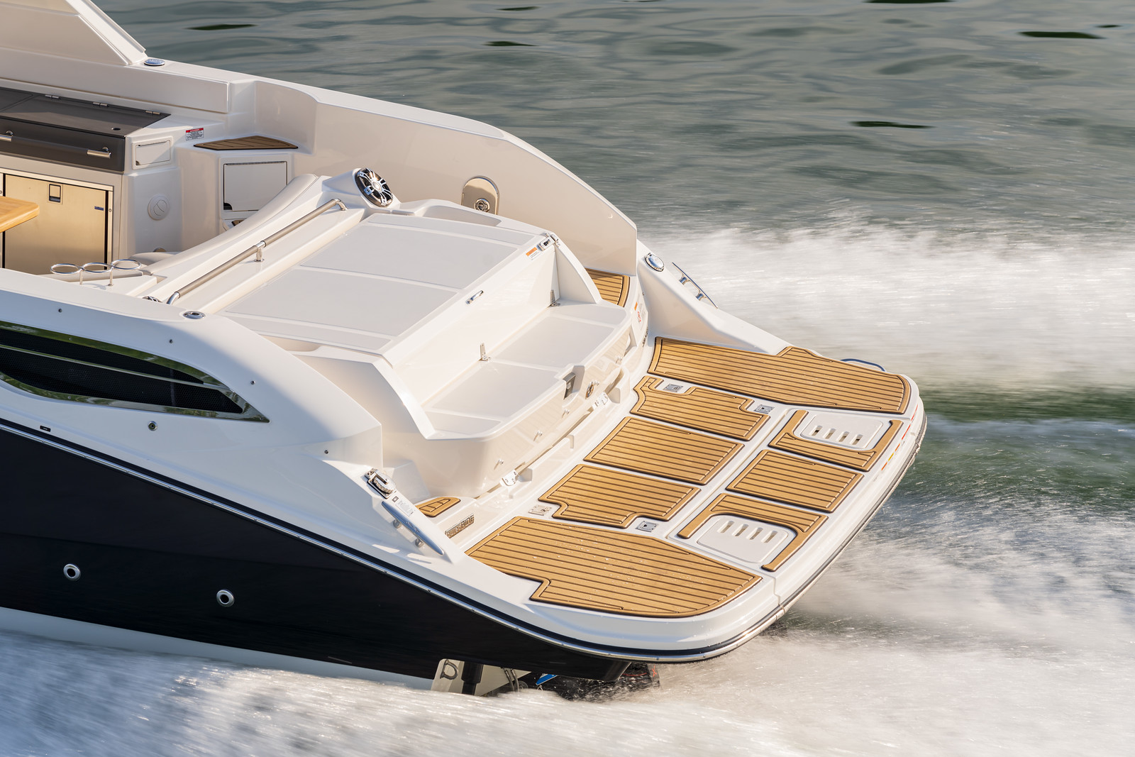 sea-ray-350-slx-boote-gruehn-kaufen-badeplattform