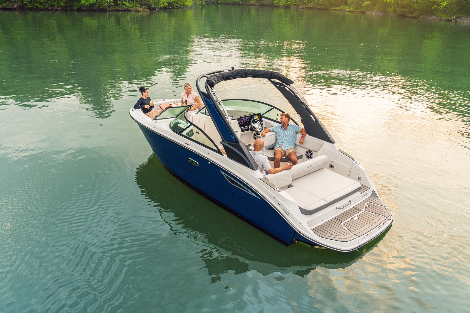 sea-ray-koblenz-gruehn-230-sdxe-badeplattform-seadek
