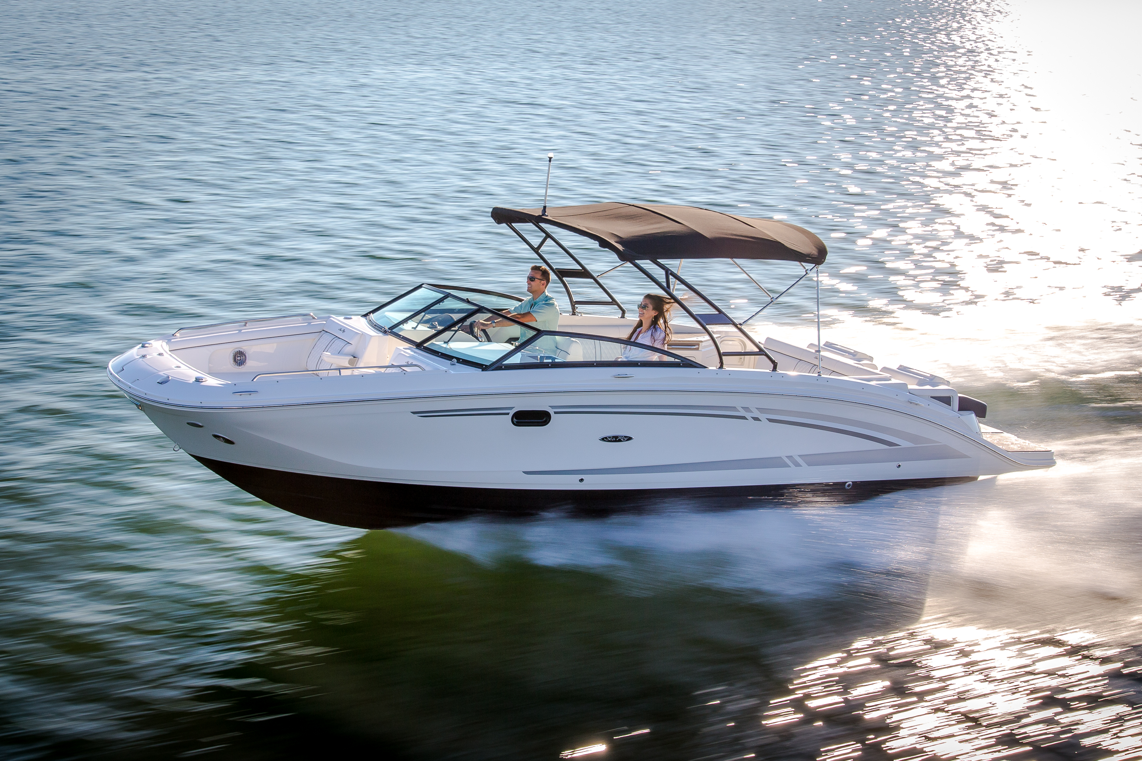 SeaRay-290-Sundeck