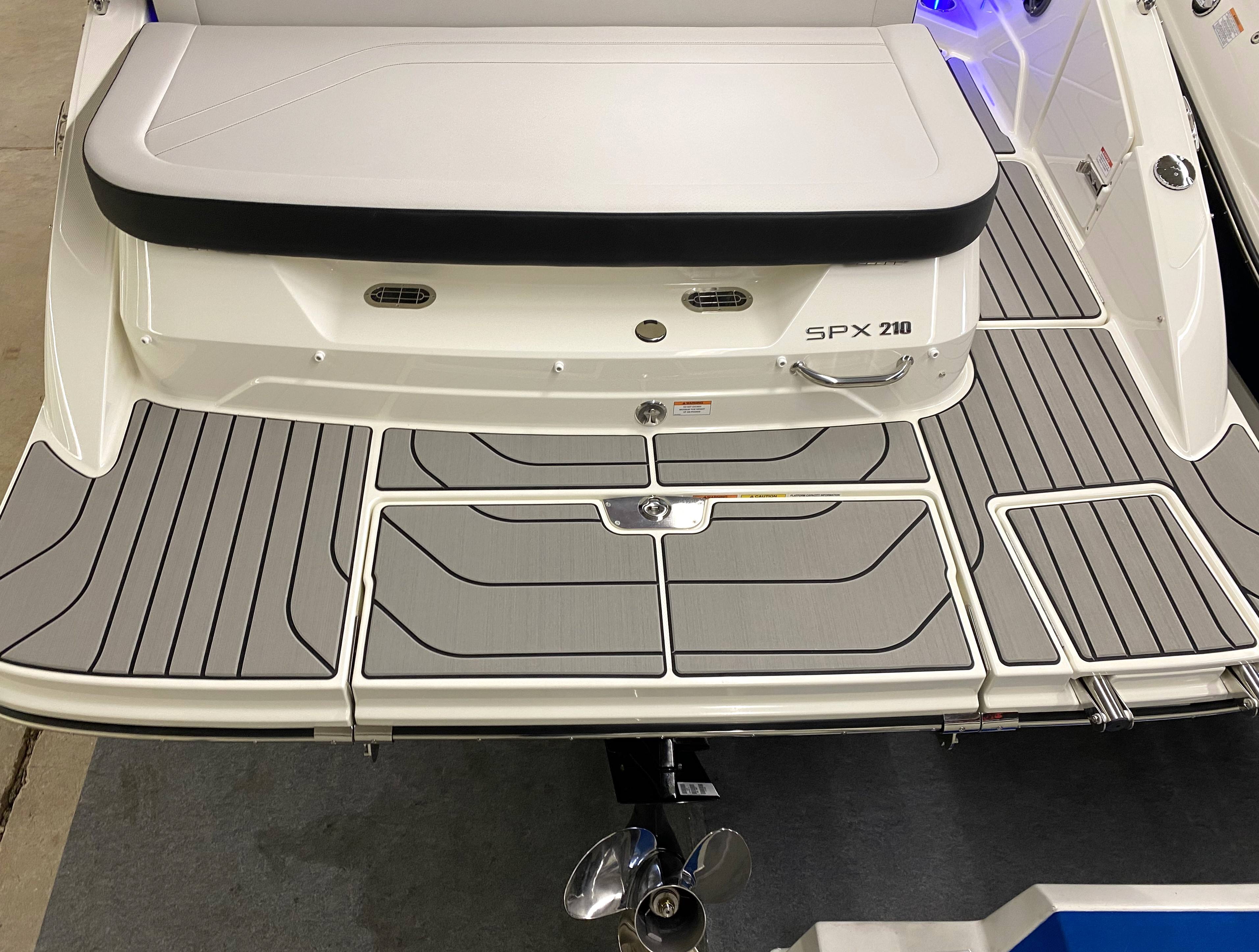sea-ray-grau-seadek-spxe-2026-210-neuesmodell-neu-badeplatform