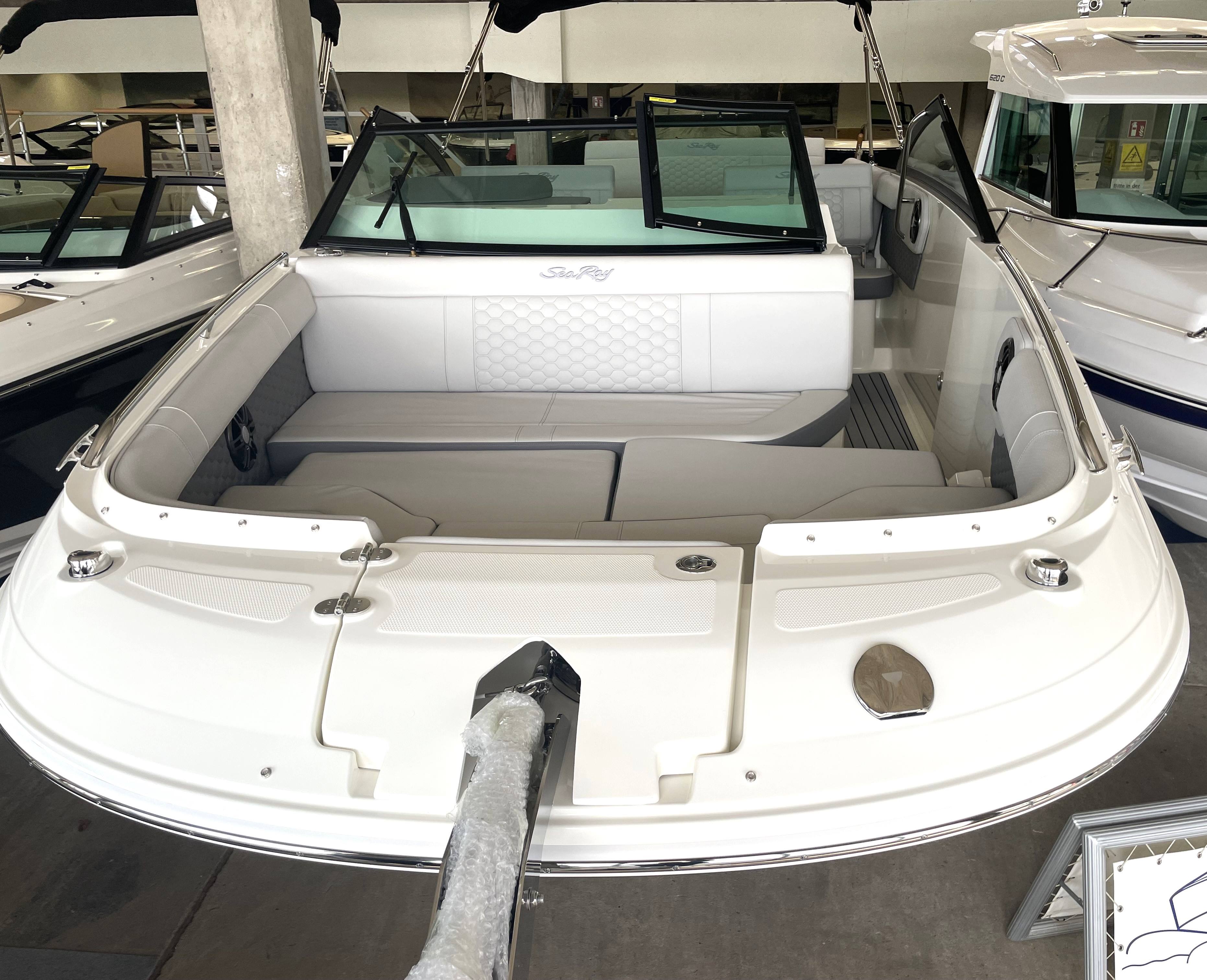 sea-ray-250-sdxe-familientauglich