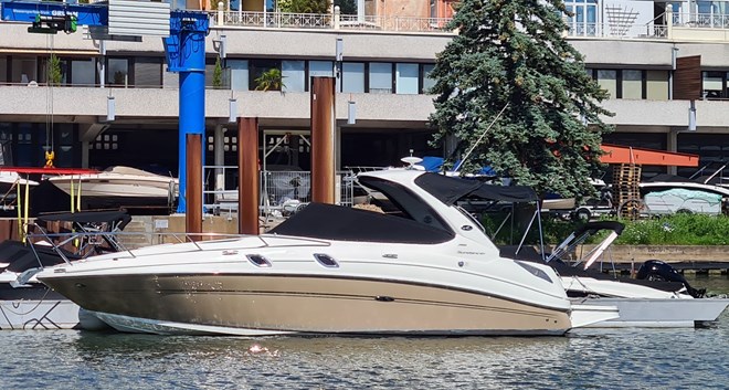 Sea Ray 305 Sundancer