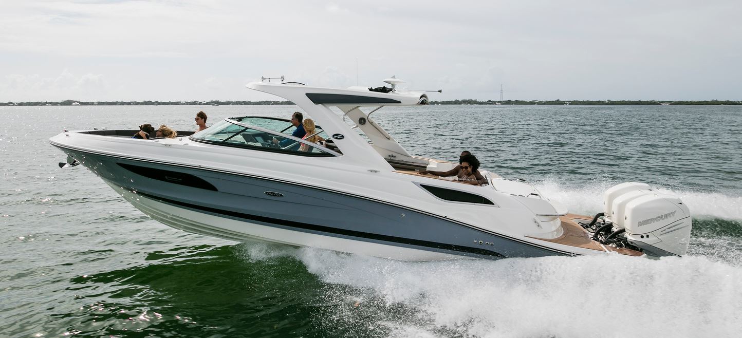 Sea Ray 350 SXO Titelbild