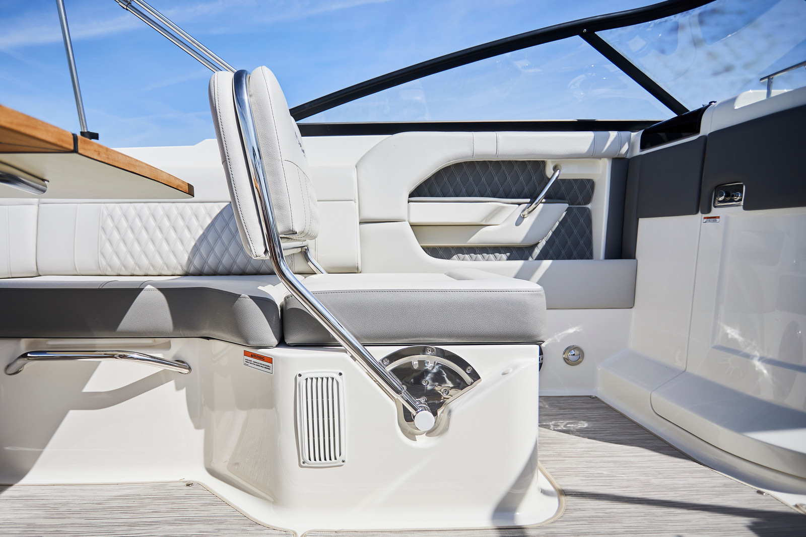 sea-ray-250-slxe-sportboot-zu-verkaufen