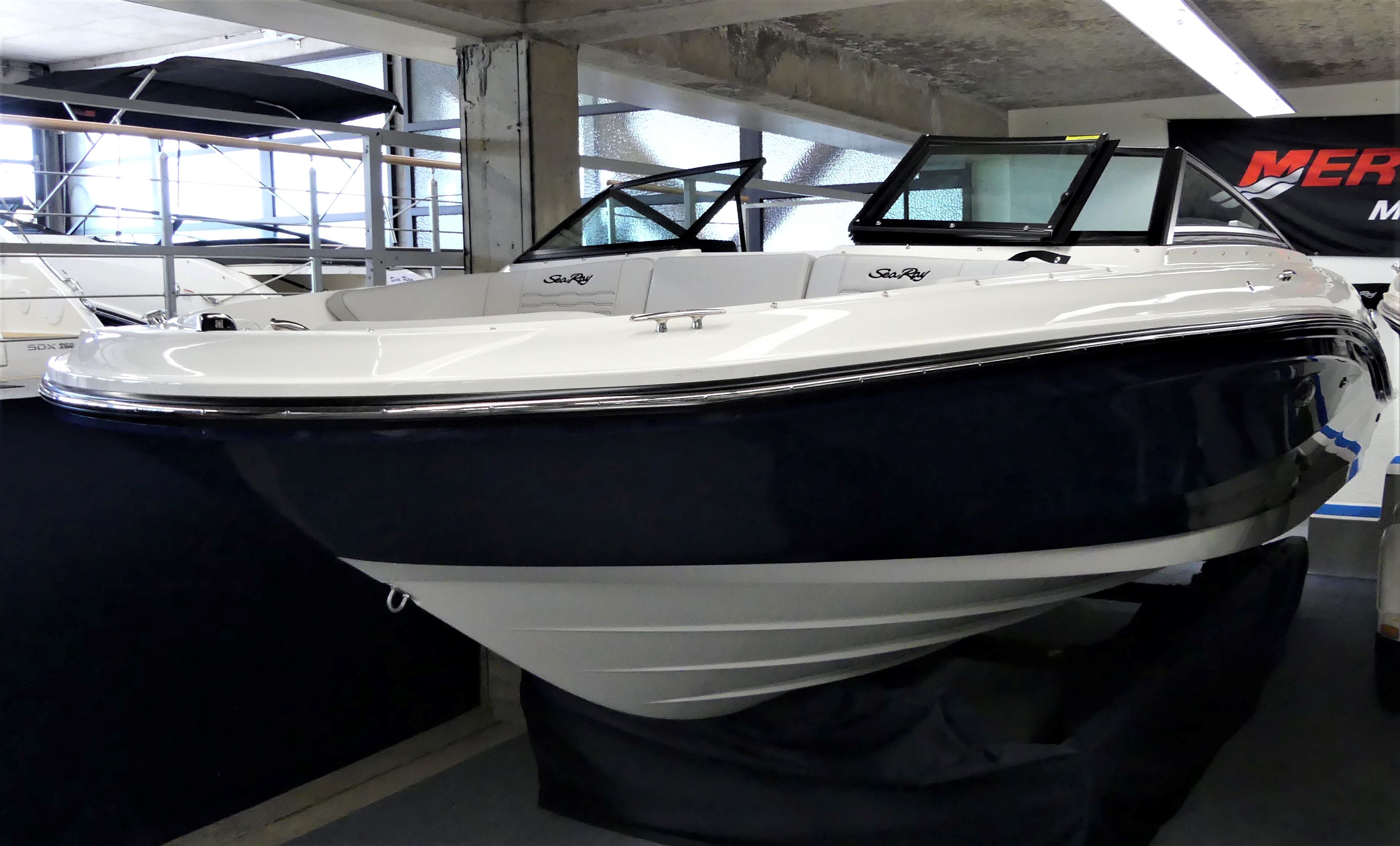sea-ray-210-blauer-rumpf-koblenz
