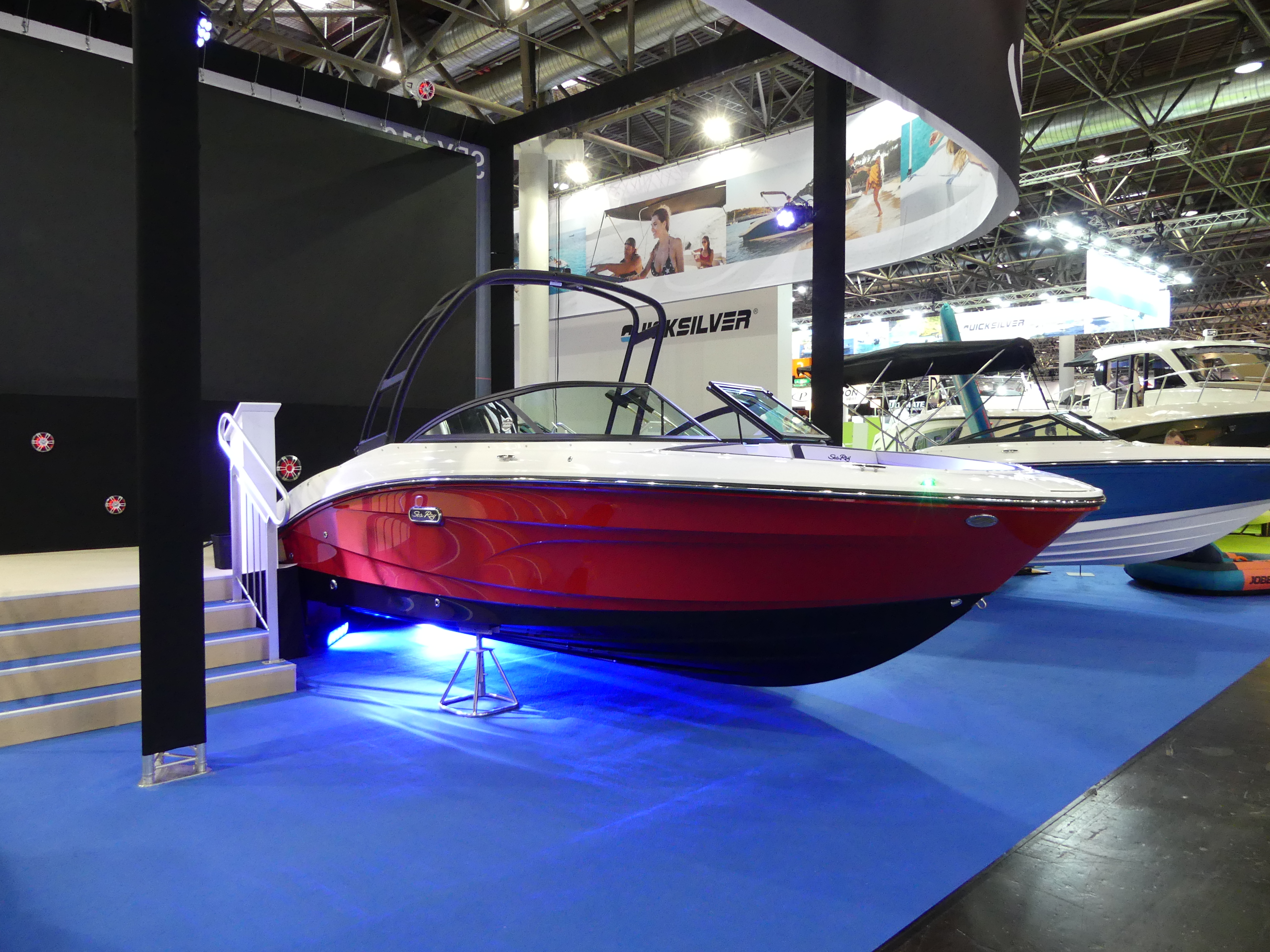 sea-ray-neue-210-spxe-messe