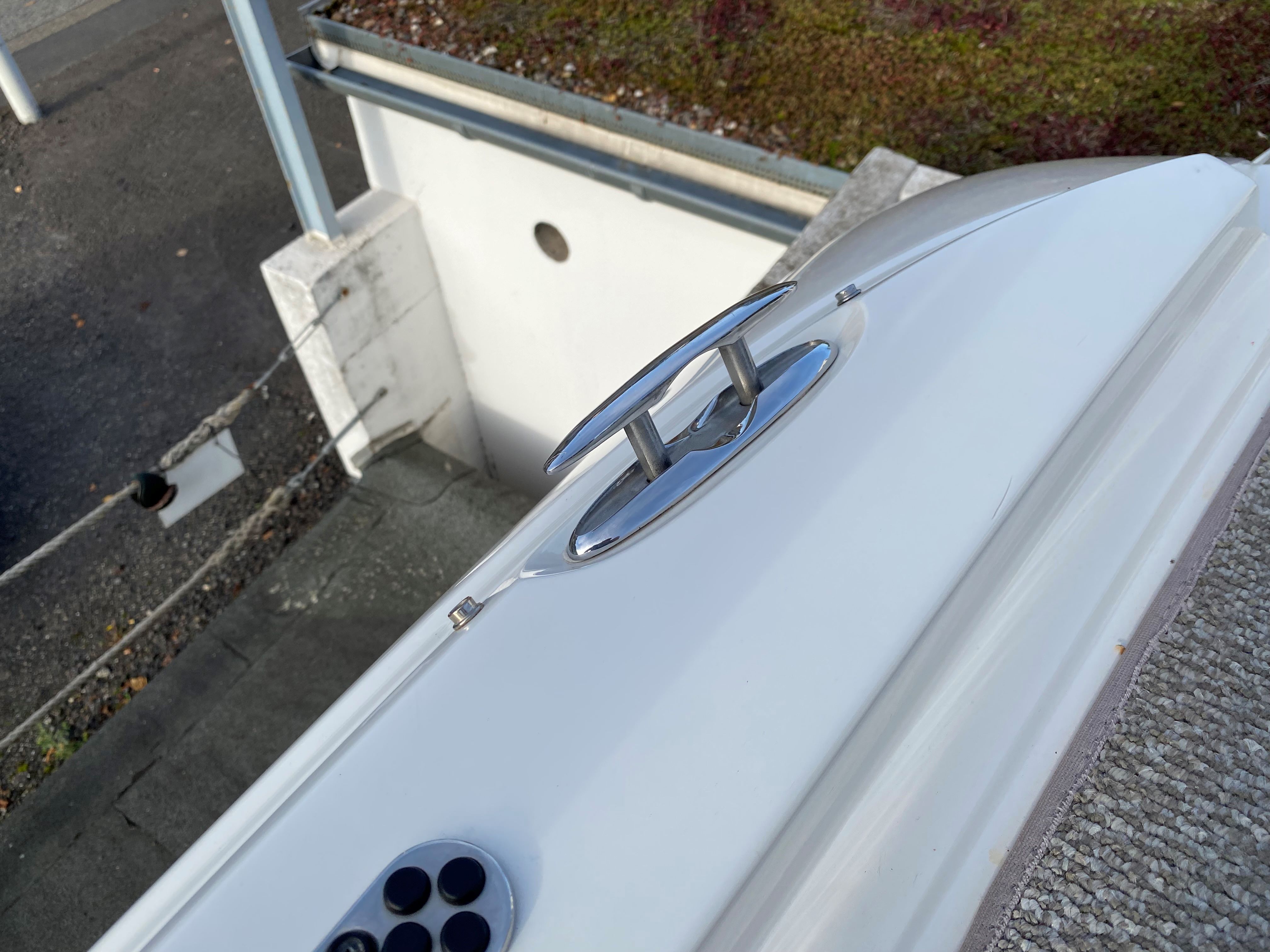 stingray-klampe-edelstahl-versenkt-gruehn-koblenz