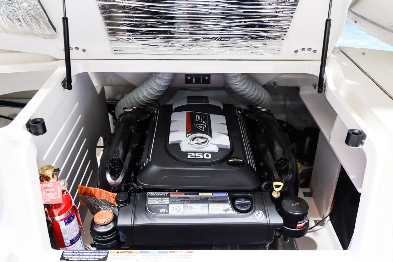 searay-boot-230-spxe