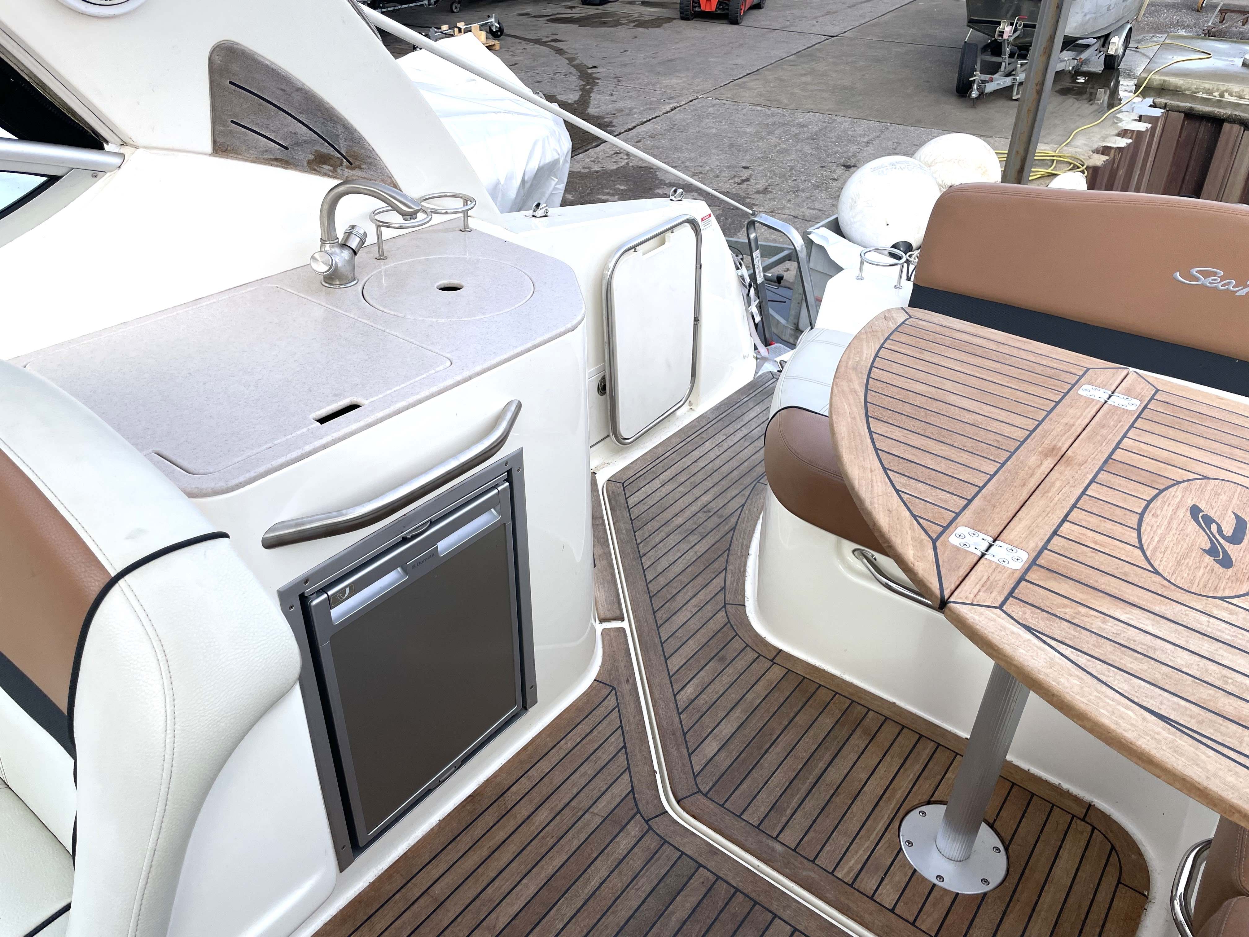 sea-ray-305-kabinenboot-mit-diesel