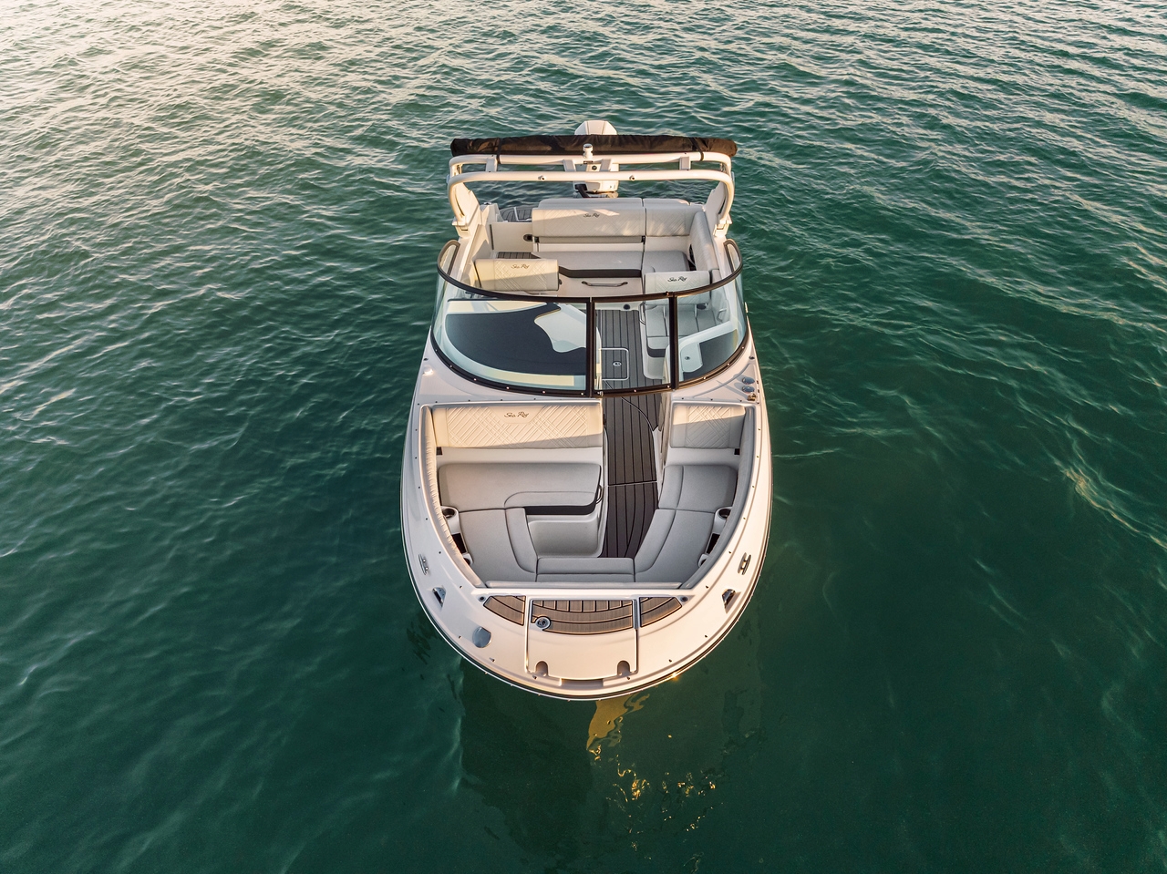 sea-ray-sdoe-230-2026-gruehn-tauer-motorboot-koblenz