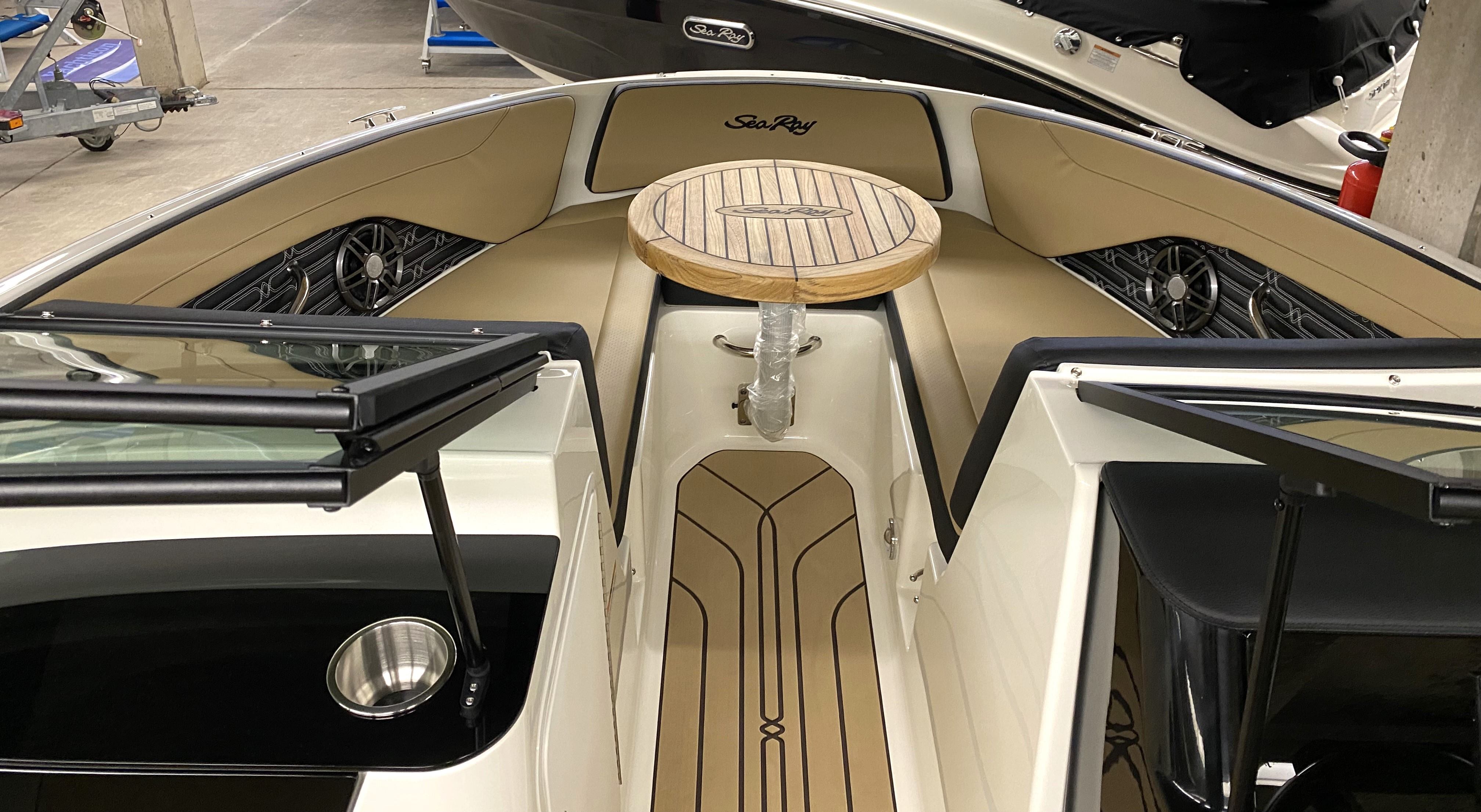 sea-ray-koblenz-wassersportzentrum-neues-modell-2026-spxe-190-weiss-crome-fusion-boot-motor