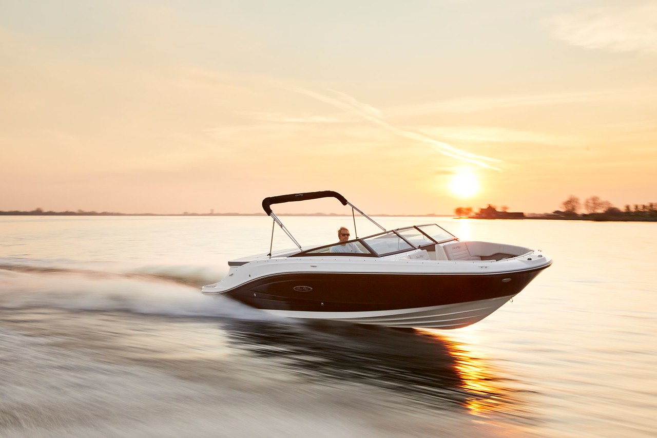 sea-ray-boot-230-spxe
